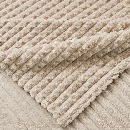 Bettdecke Kuscheldecke Flauschig 150 x 200 cm Beige