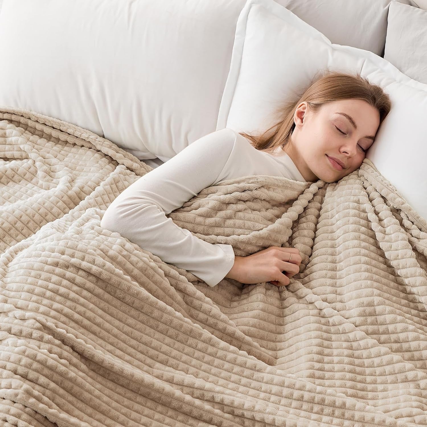 Bettdecke Kuscheldecke Flauschig Decke 3D-Touch-Erlebnis 150 x 200 cm Fleecedecke Weich und Warme wolldecke Überwurfdecke Decken für Sofa Tagesdecke