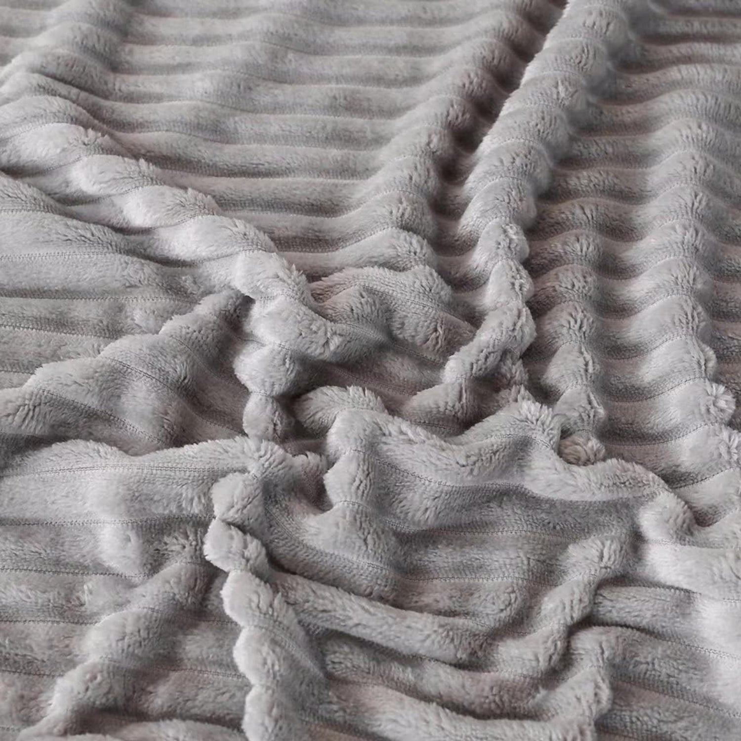 Weiche Kuscheldecke 100 x 150 cm Graue Decke Sofadecke Flauschige Decke