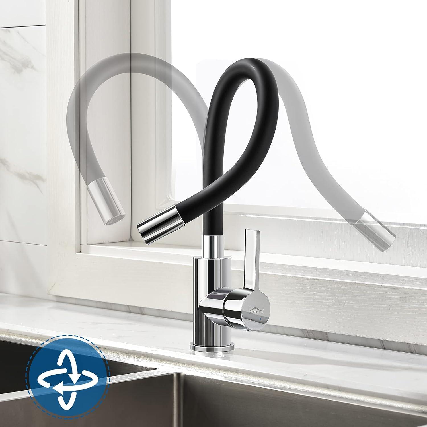 Schwarzer Wasserhahn mit flexiblem Auslauf und Wasserspar Aerator