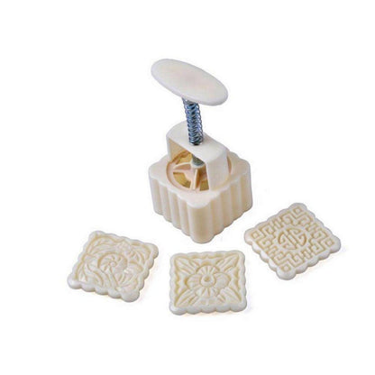 4-teiliges Backform-Set mit 12 Blumen-Pressformen