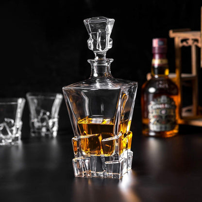 Whisky Karaffe Set 800 ml Dekanter 4x 300 ml Gläser Kristall Box