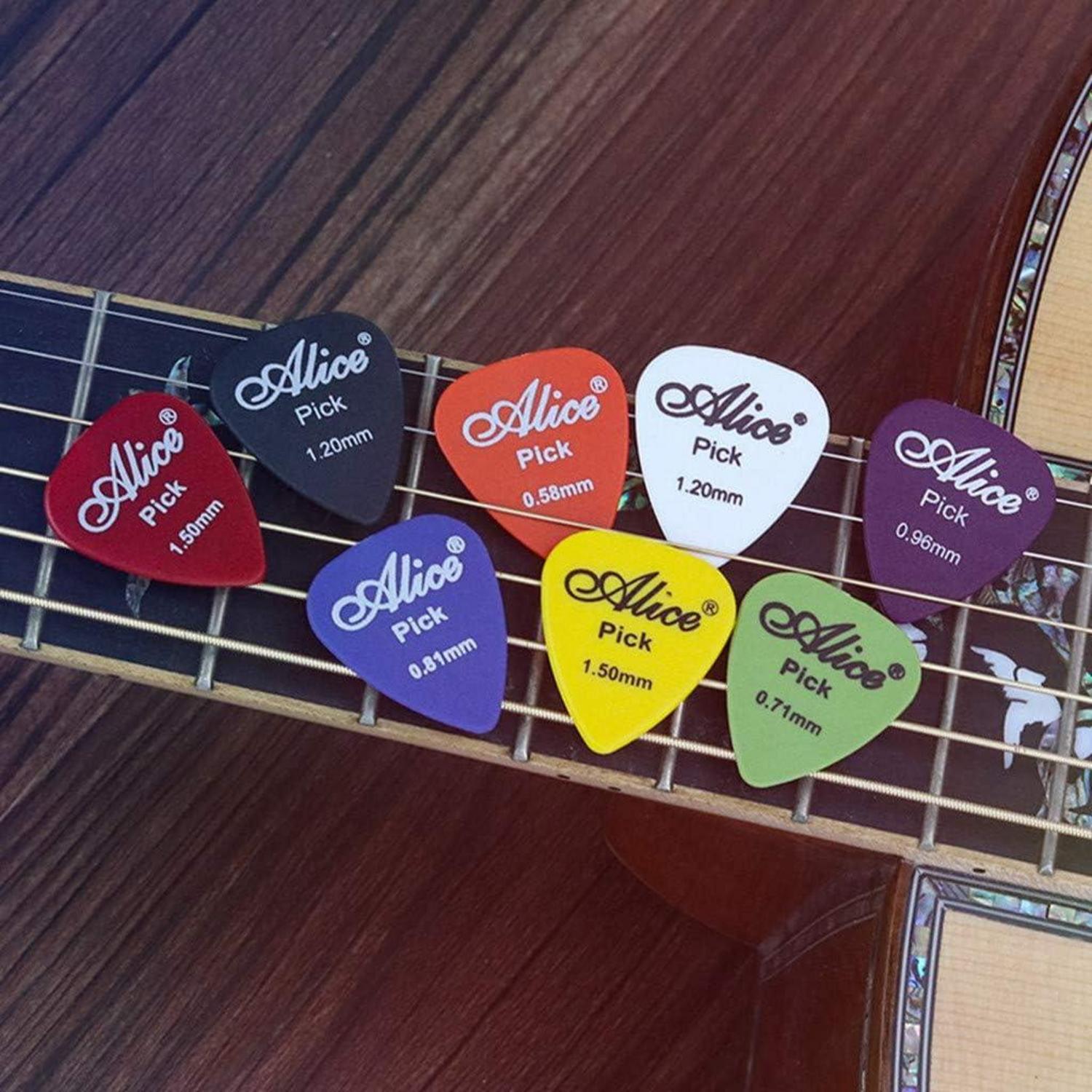 100 Stück Plektren Mix in 6 Größen Gitarrenplektren Zelluloid mit Aufbewahrungsbox