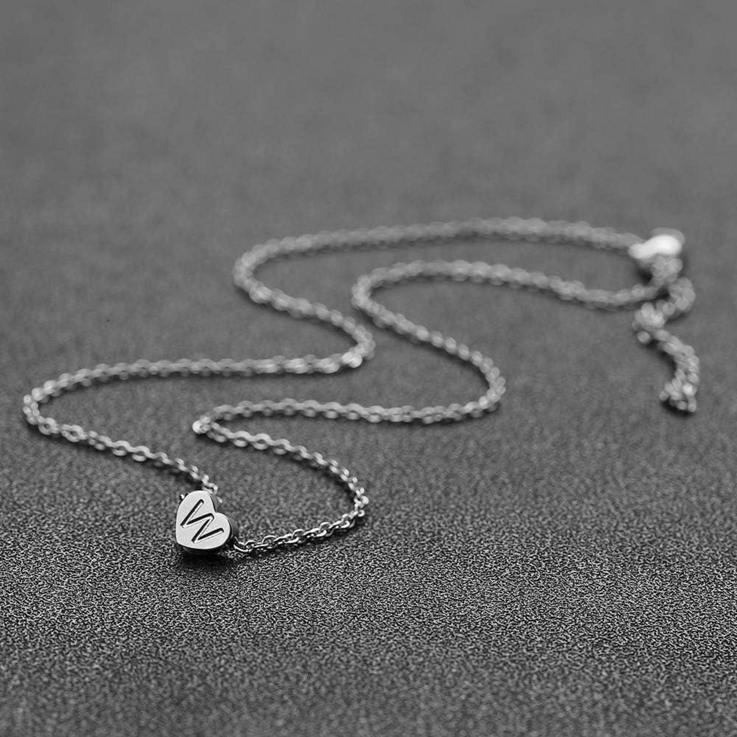 Silber Damen Halskette mit Buchstabenherz Anhänger Initialschmuck