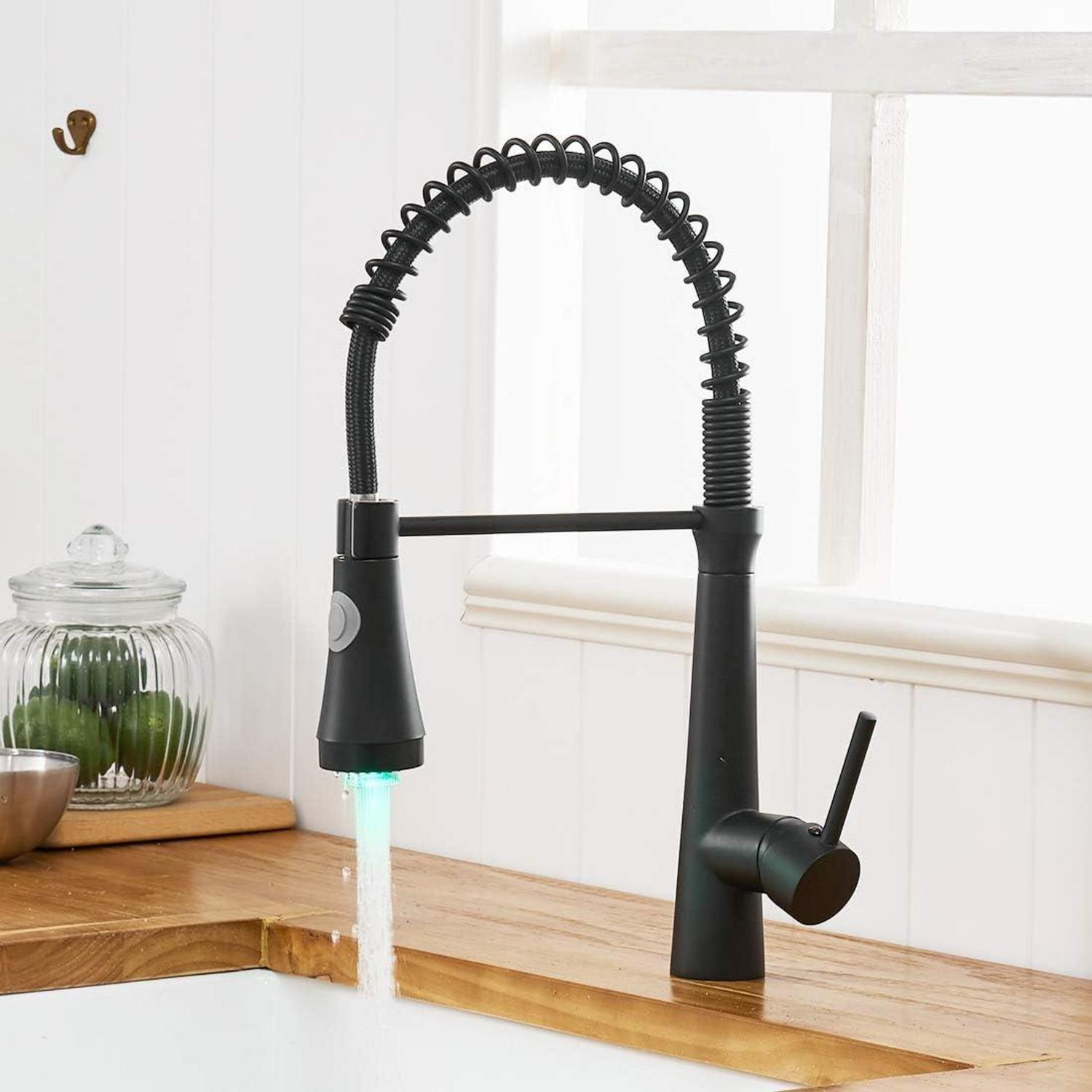 LED Schwarz Wasserhahn Küche 360° Drehbar Mischbatterie