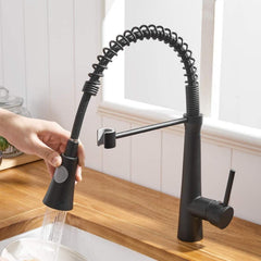 Schwarze Niederdruck Küchenarmatur 360° drehbar Wasserhahn