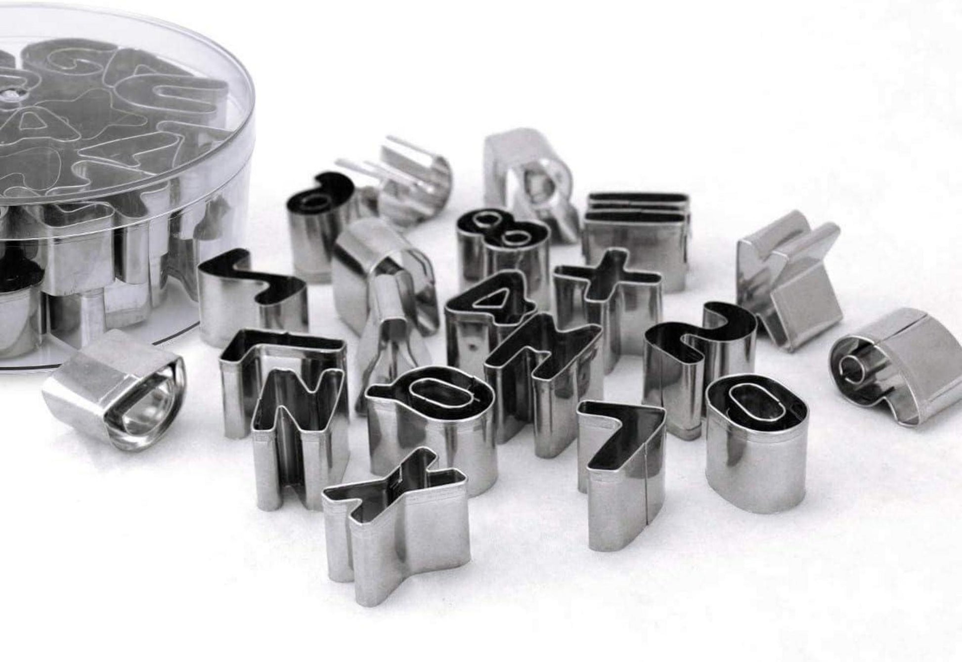 36 Ausstechformen Buchstaben Alphabet Edelstahl Aufbewahrungsbox