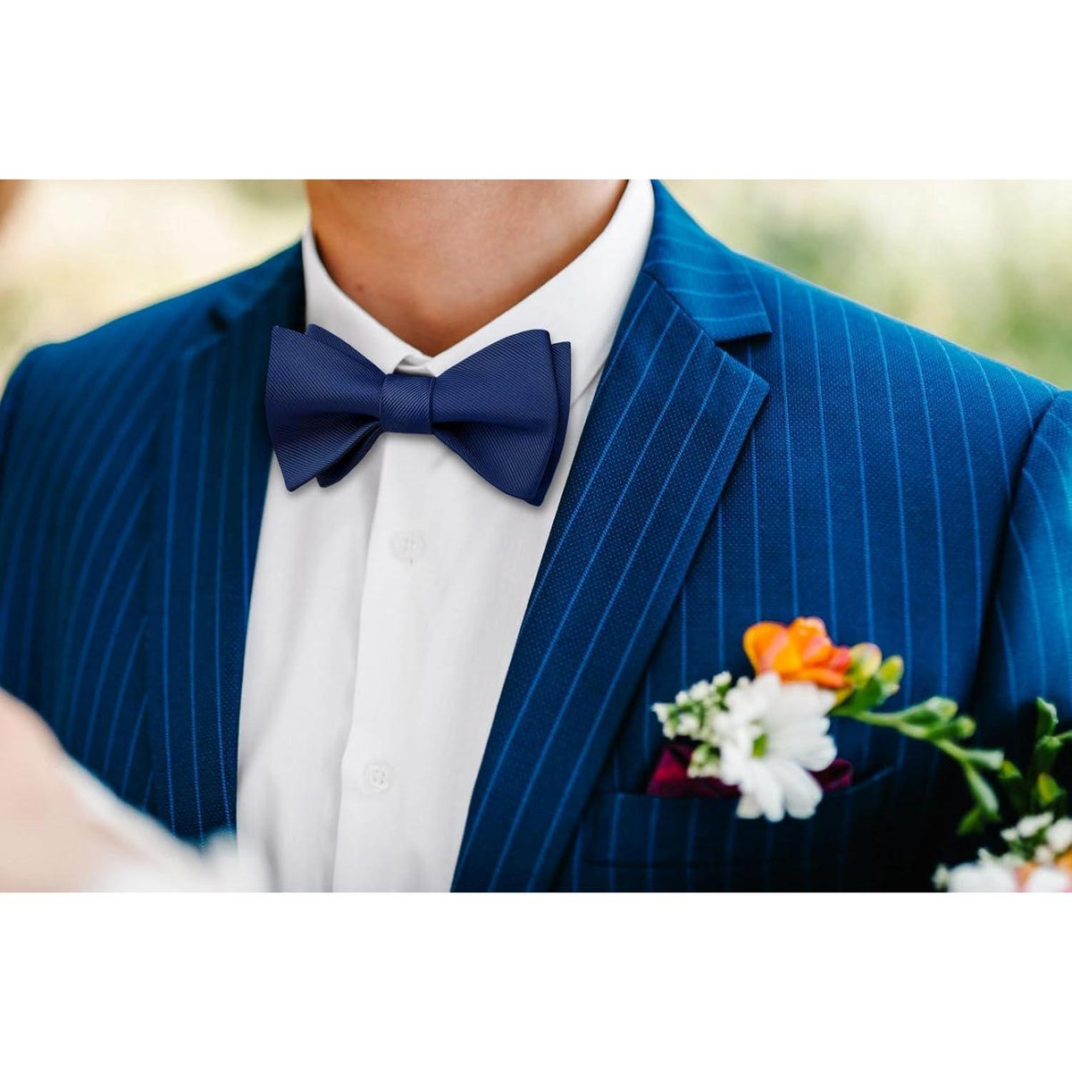 Herren Fliege mit Einstecktuch, Navy Blau, Jacquard, Handarbeit