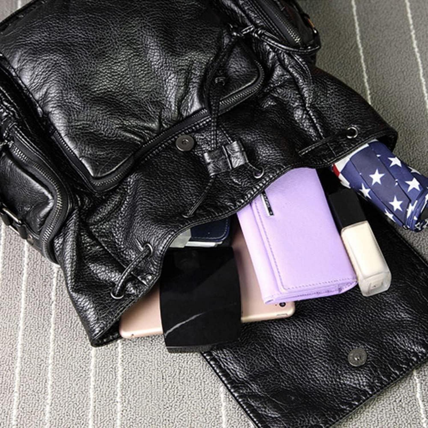 Punk Damen Rucksackhandtasche mit Niet Schwarz PU Leder Teenager Daypack