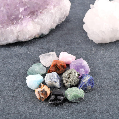12x Rohsteine Naturstein Mischung Box Set Chakra Feng Shui Tischdeko