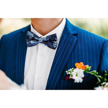 Herren Hosenträger Set mit Fliege und Einstecktuch, Blau Blumenmuster