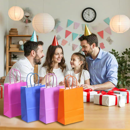 12 Kraftpapiertüten mit Henkeln, Geschenktüten Set - Mehrere