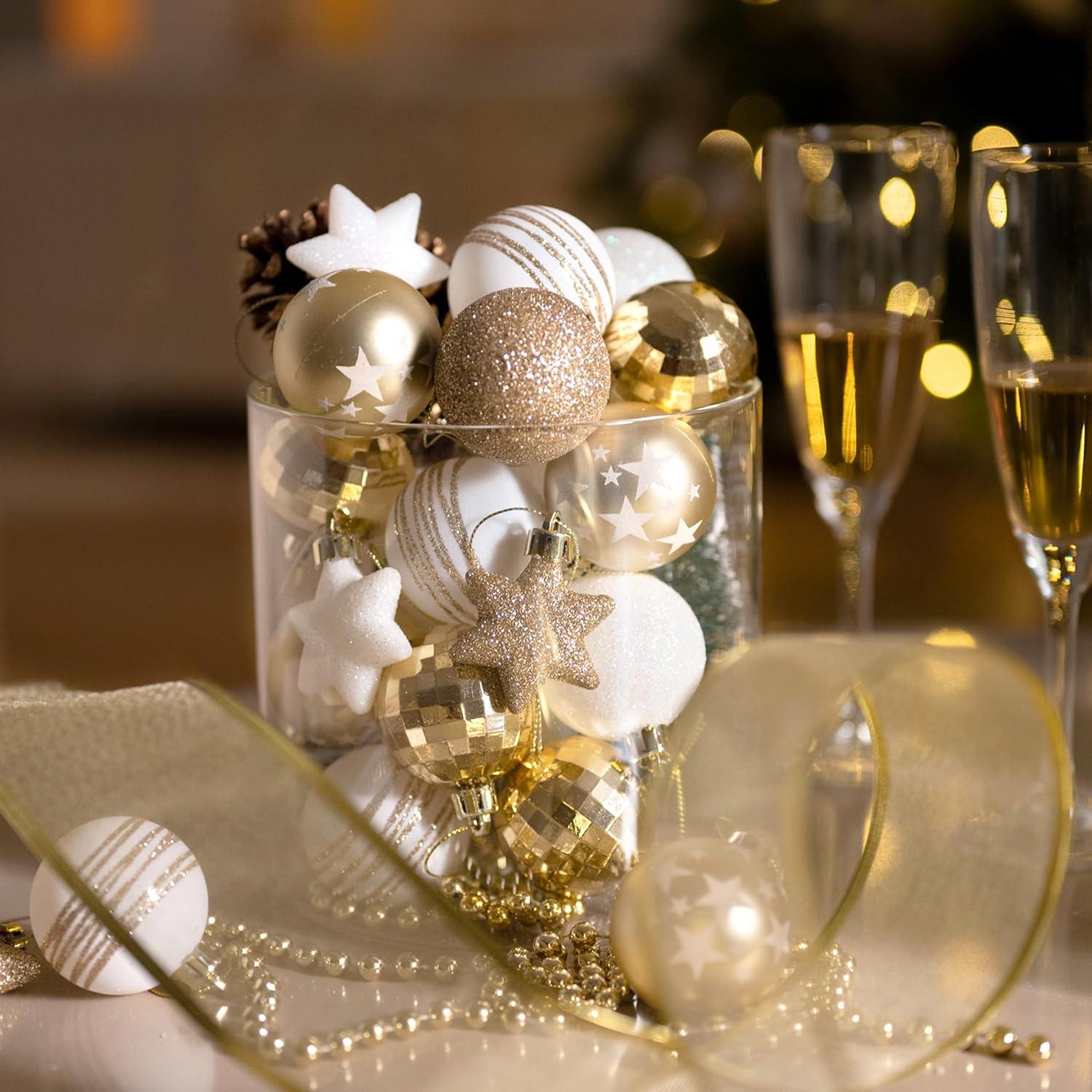 35tlg. Valery Madelyn Weihnachtskugeln Set Weiß Gold 5cm