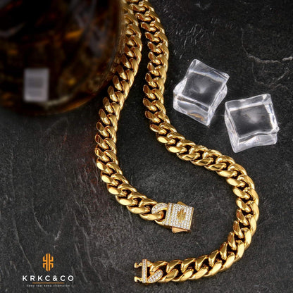 Iced Out Cuban Link Chain 18K Gold beschichtet 12mm Edelstahl