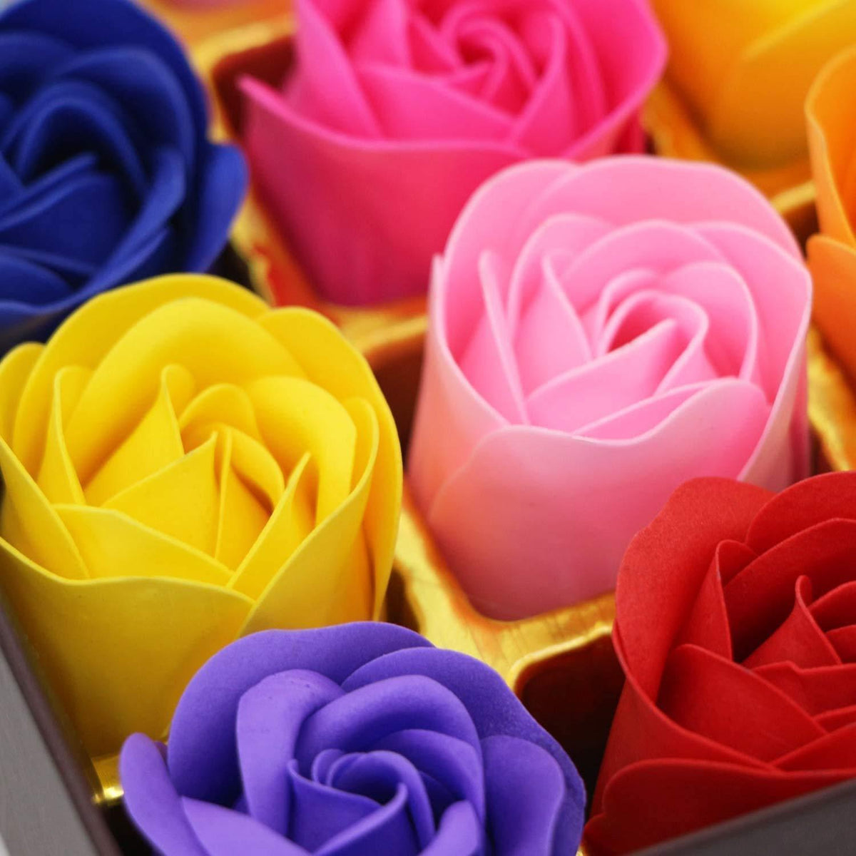 18 Rosen-Badeseifen Blumen im Geschenkset, Multi Farben