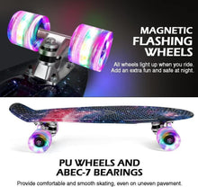 BELEEV 22 Zoll Mini Cruiser Skateboard LED Leuchtrollen