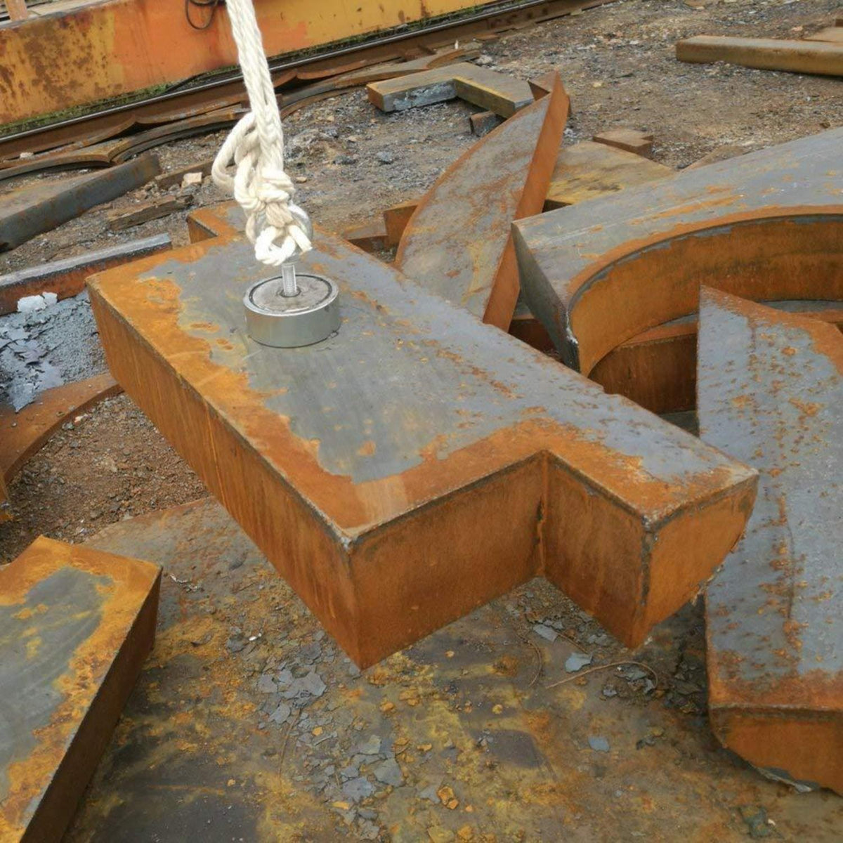 Doppelseitiger Neodym Magnet mit 20m Seil, 400kg Zugkraft