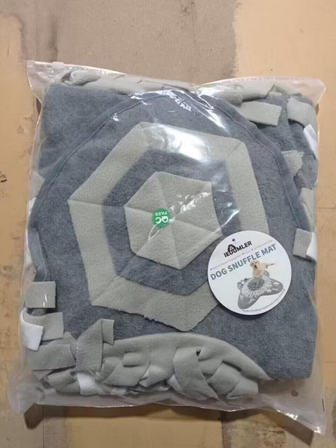 IEUUMLER Schnüffelteppich Hund Riechen Intelligenzspielzeug Futtermatte 71x71cm Grau