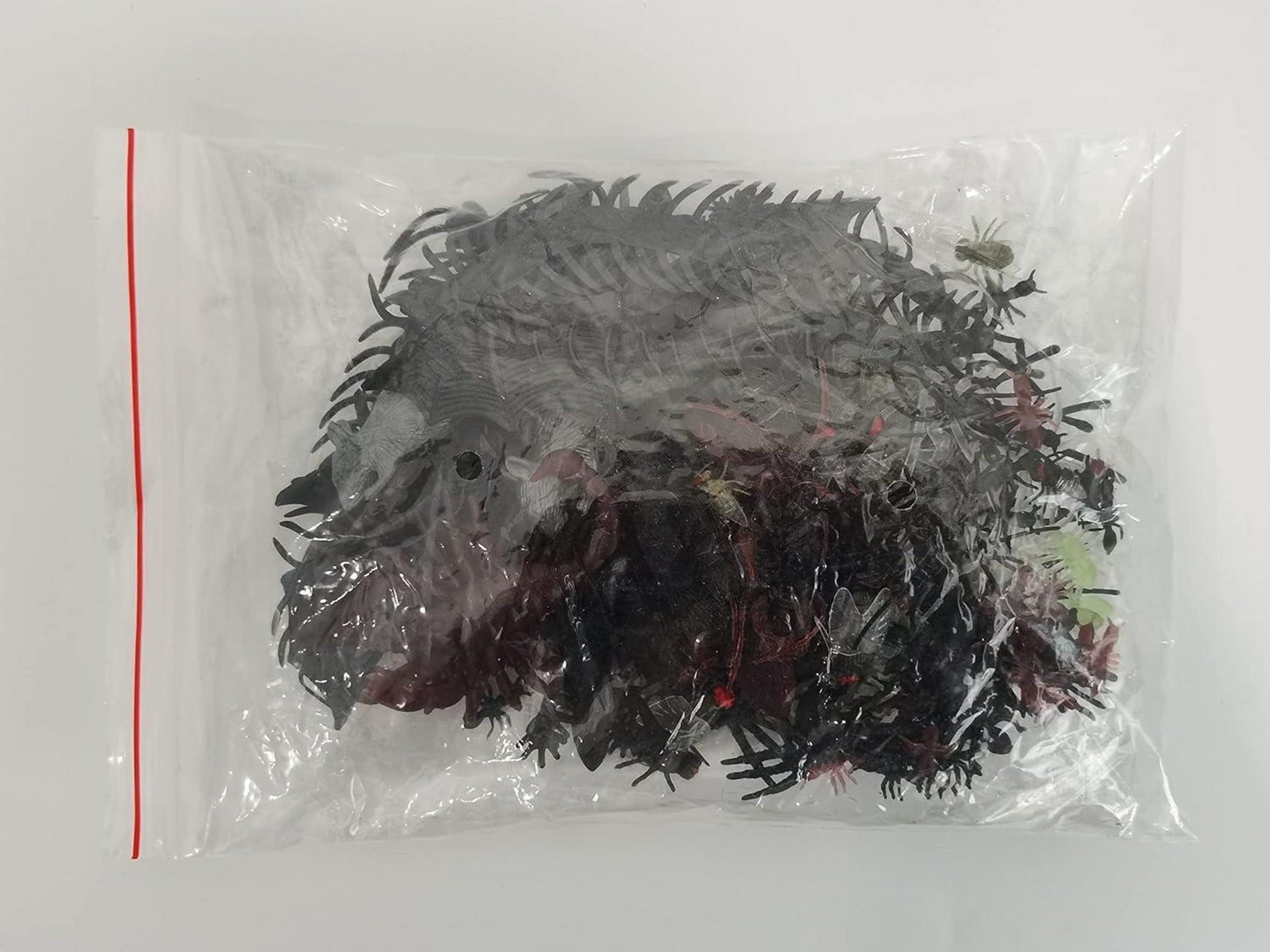 Kalolary Schwarze Spinnen Käfer Halloween Streich Spielzeug 150 Stück