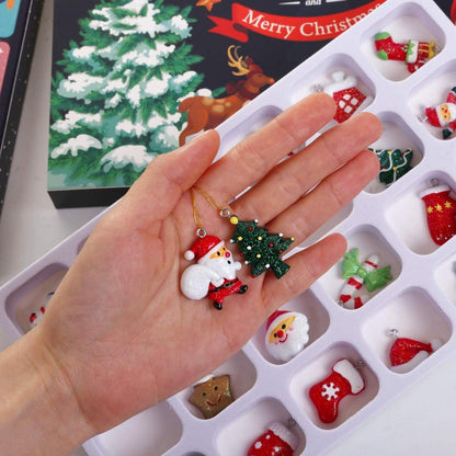 24 Mini Weihnachtsanhänger Harz Adventskalender Deko Set