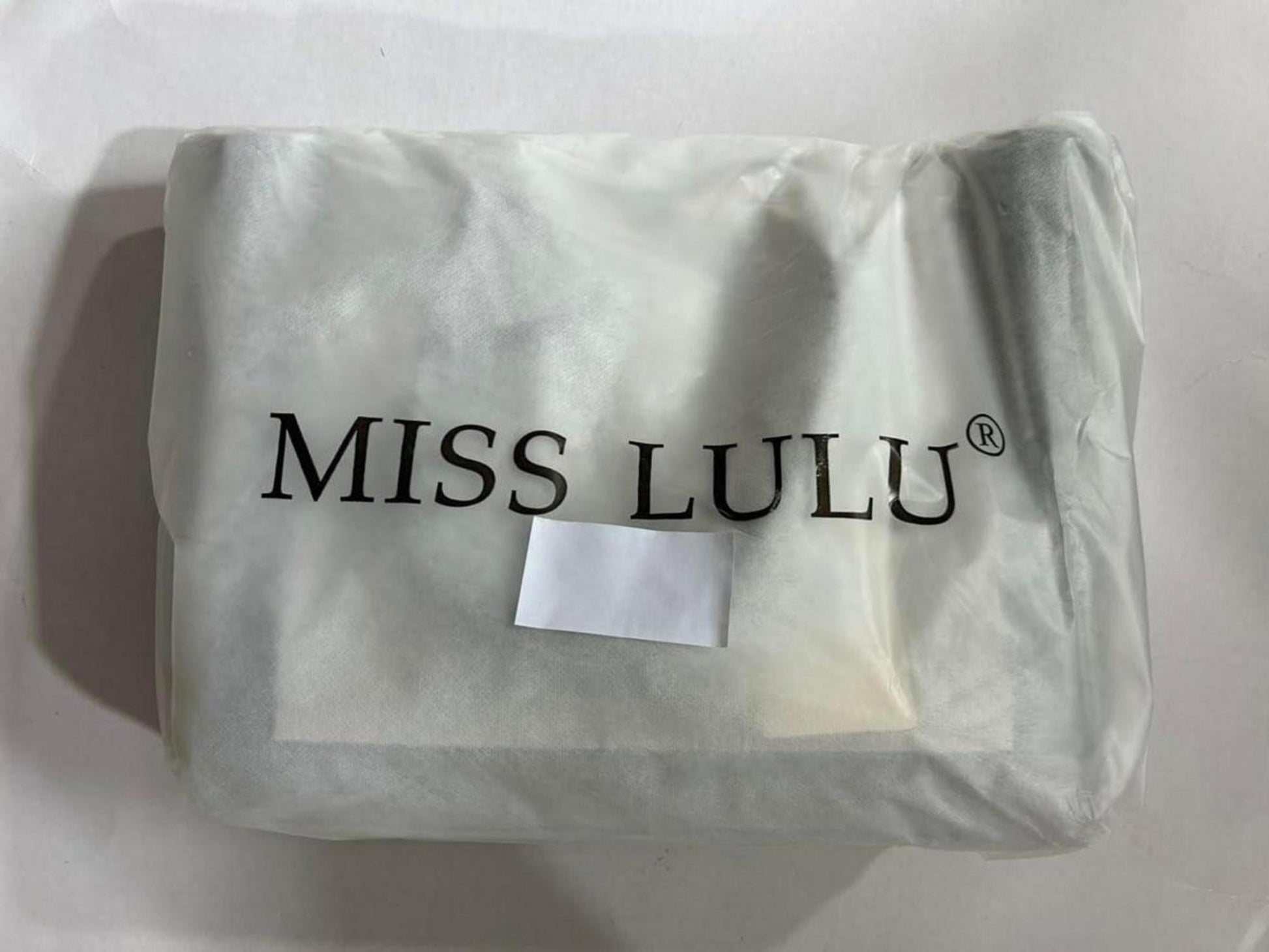 Miss Lulu Damen Handtasche Schwarz PU Leder Schultertasche V-Design