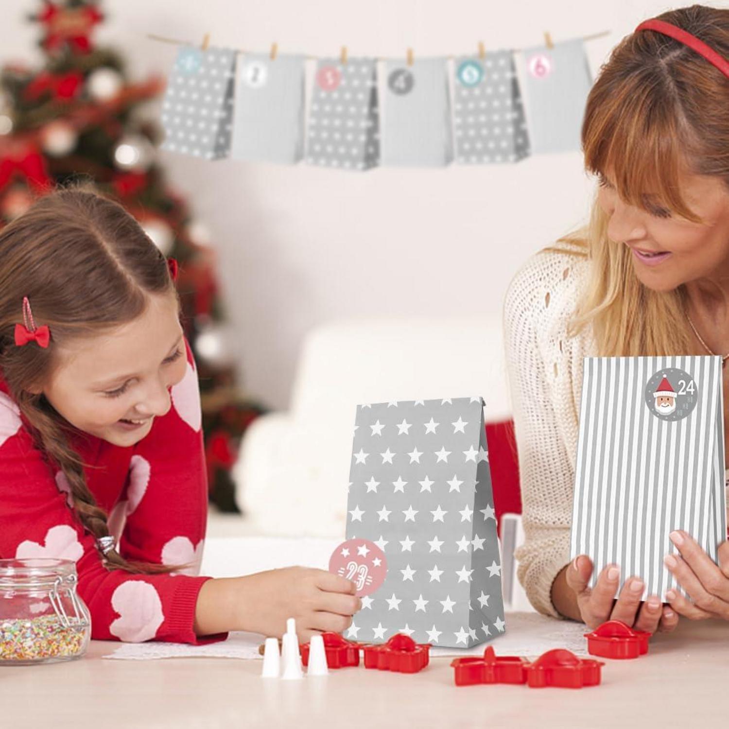 Adventskalender Tüten Grau 24 DIY Weihnachtskalender Papiertüten