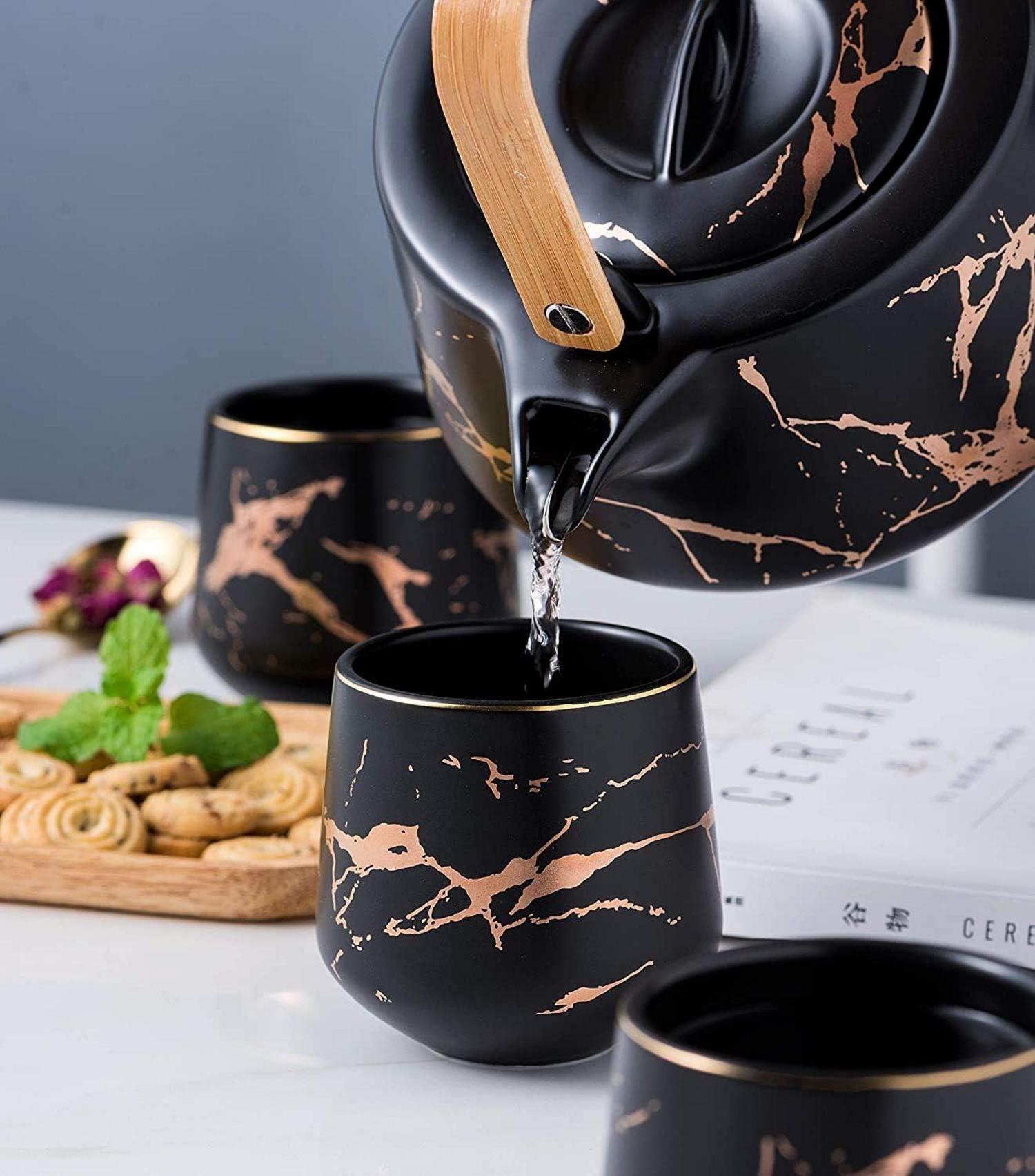 Japanisches Keramik-Teeset für 4 Personen mit Holztablett, schwarz