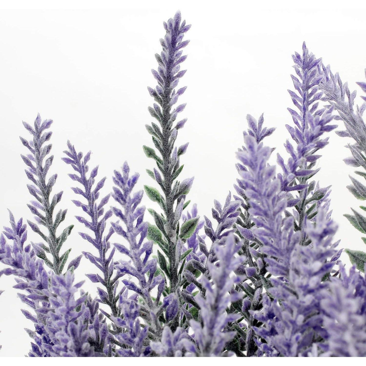 Künstlicher Lavendel im Shabby Metalltopf
