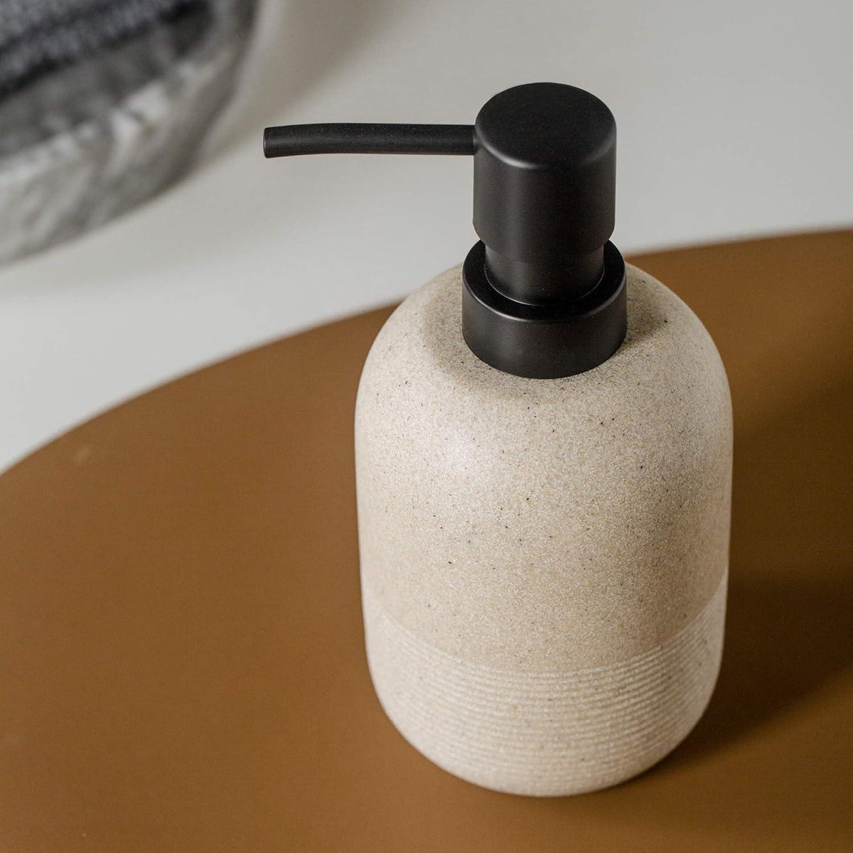 Beige Seifenspender-Set für Badezimmer & Küche