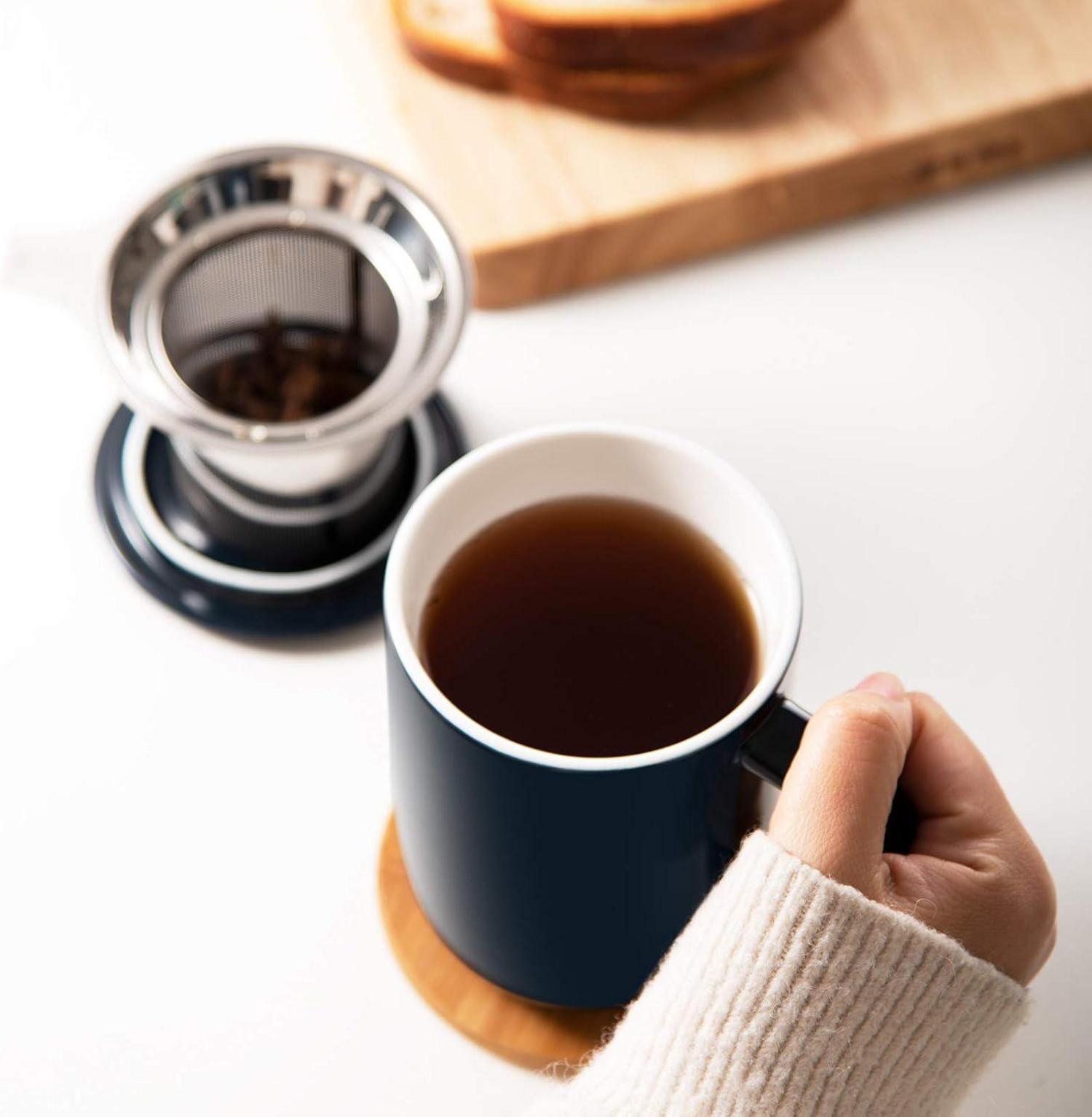 CEEFU Teetasse Porzellan Teesieb Deckel Untersetzer Marineblau - Umweltfreundlich & Vielseitig - Geschenk für Teeliebhaber