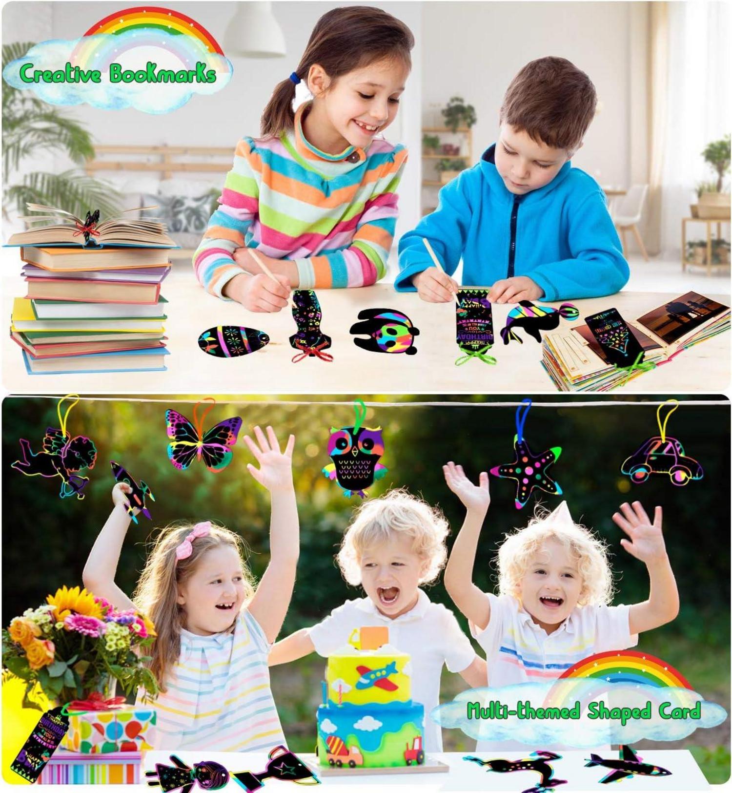 Kratzbilder für Kinder Bastelset Regenbogen Kratzpapier mit Magic Karten Holzstiften Schablonen Bürste für Jungen Mädchen