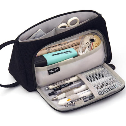 Großes Federmäppchen mit viel Fassungsvermögen für Schule