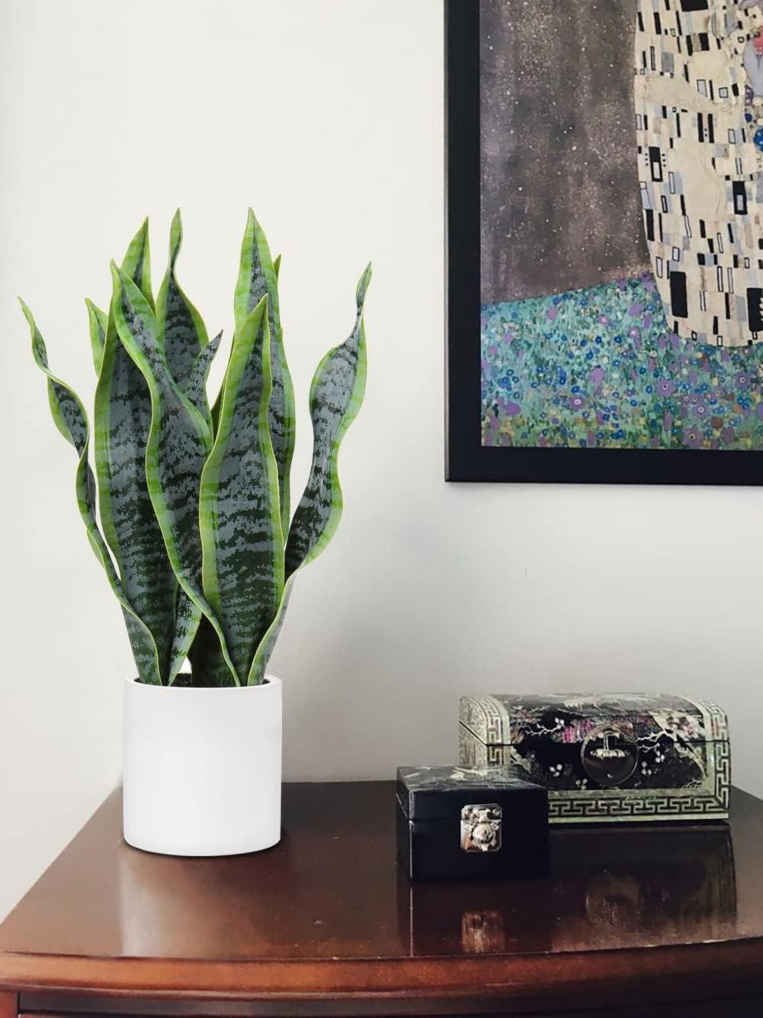 Künstliche Sansevieria Zimmerpflanze Weiß Keramiktopf 40.6cm modernes Design