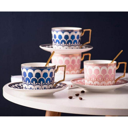 Europäisches Teetassen-Set mit Untertasse und Löffel (Rosa)