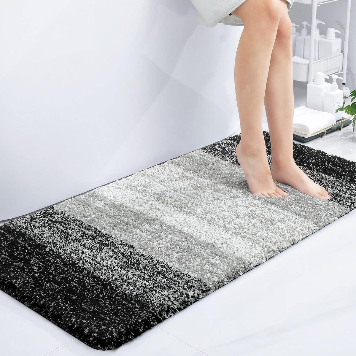 Weicher Mikrofaser Badteppich 60x120 cm Schwarz, rutschfest, saugfähig