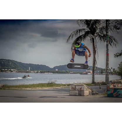 Skateboard Blitz 31x8 Zoll 8-lagiges Ahornbrett Erwachsene