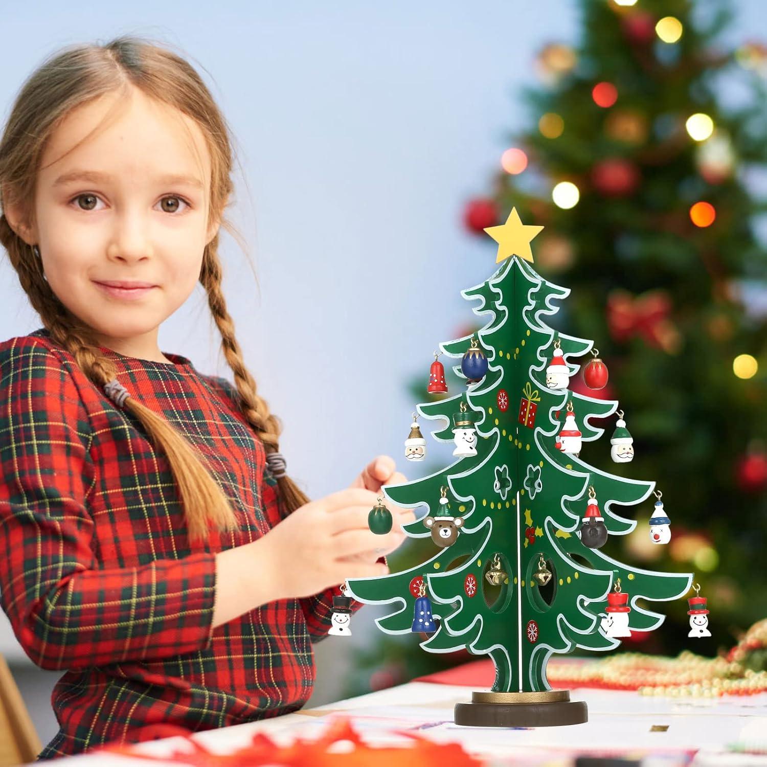 LIHAO Adventskalender Weihnachtsbaum aus Holz mit 24 Anhängern DIY Ornamente