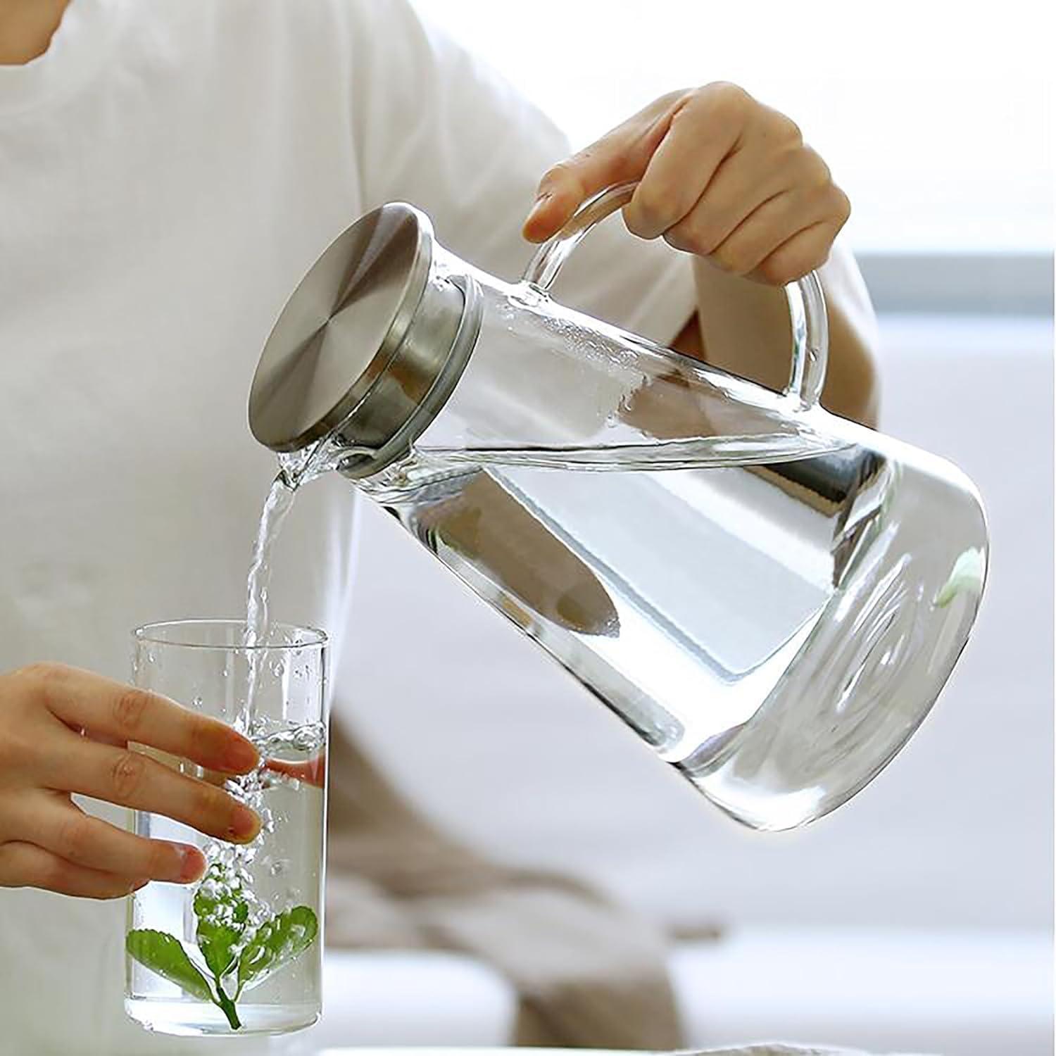 WUWEOT 2 Liter Glaskaraffe mit Edelstahl Deckel & Ausgießer