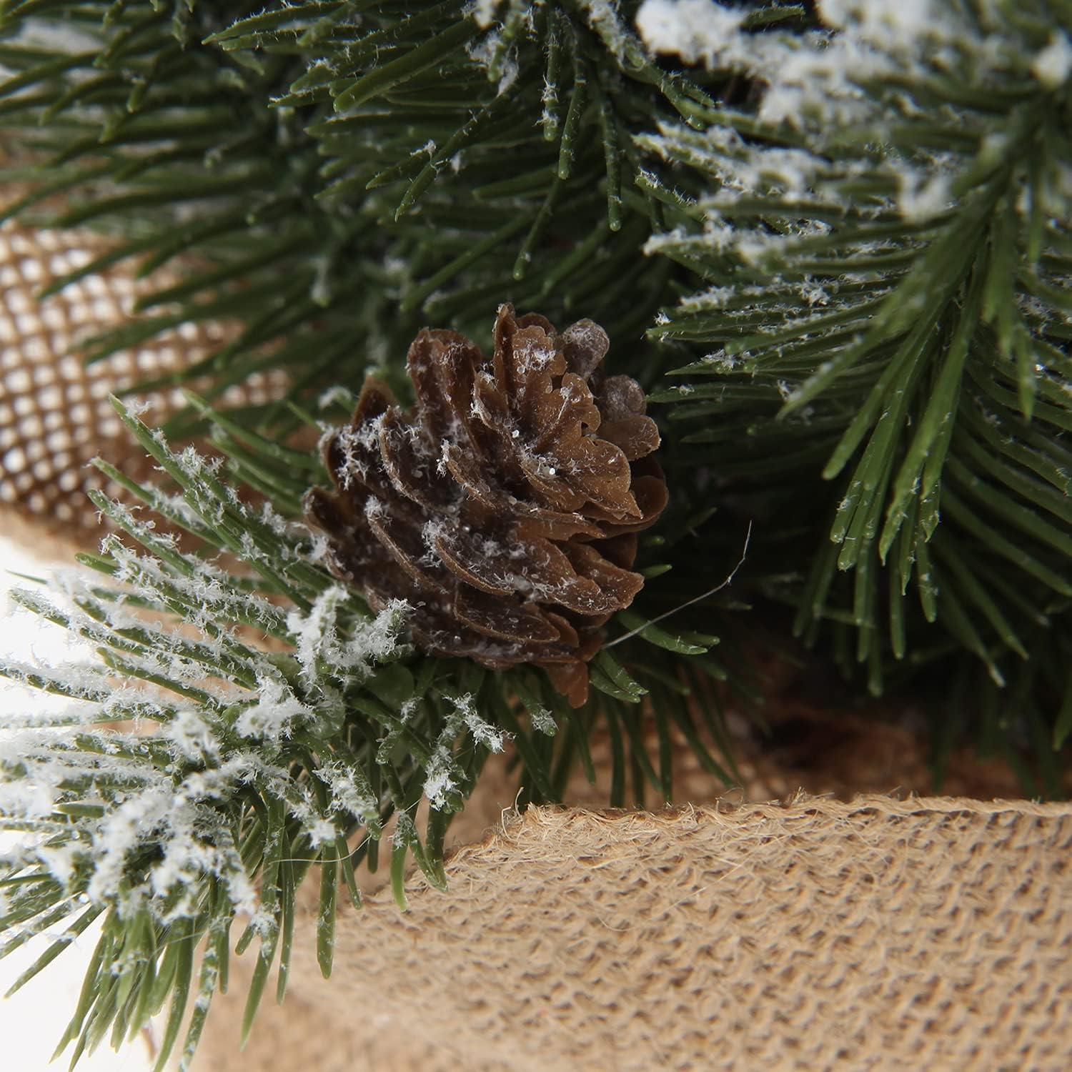Oairse Mini Tabletop Weihnachtsbaum in Sackleinen Basis 40,6 cm Kiefernzweige mit Schnee