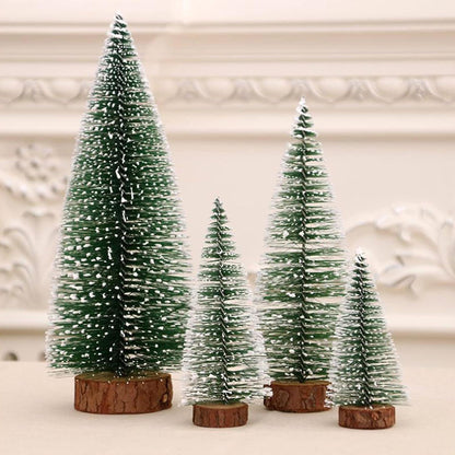 10er Set Mini Weihnachtsbaum Grün mit Schnee-Effekt und Holzbasis