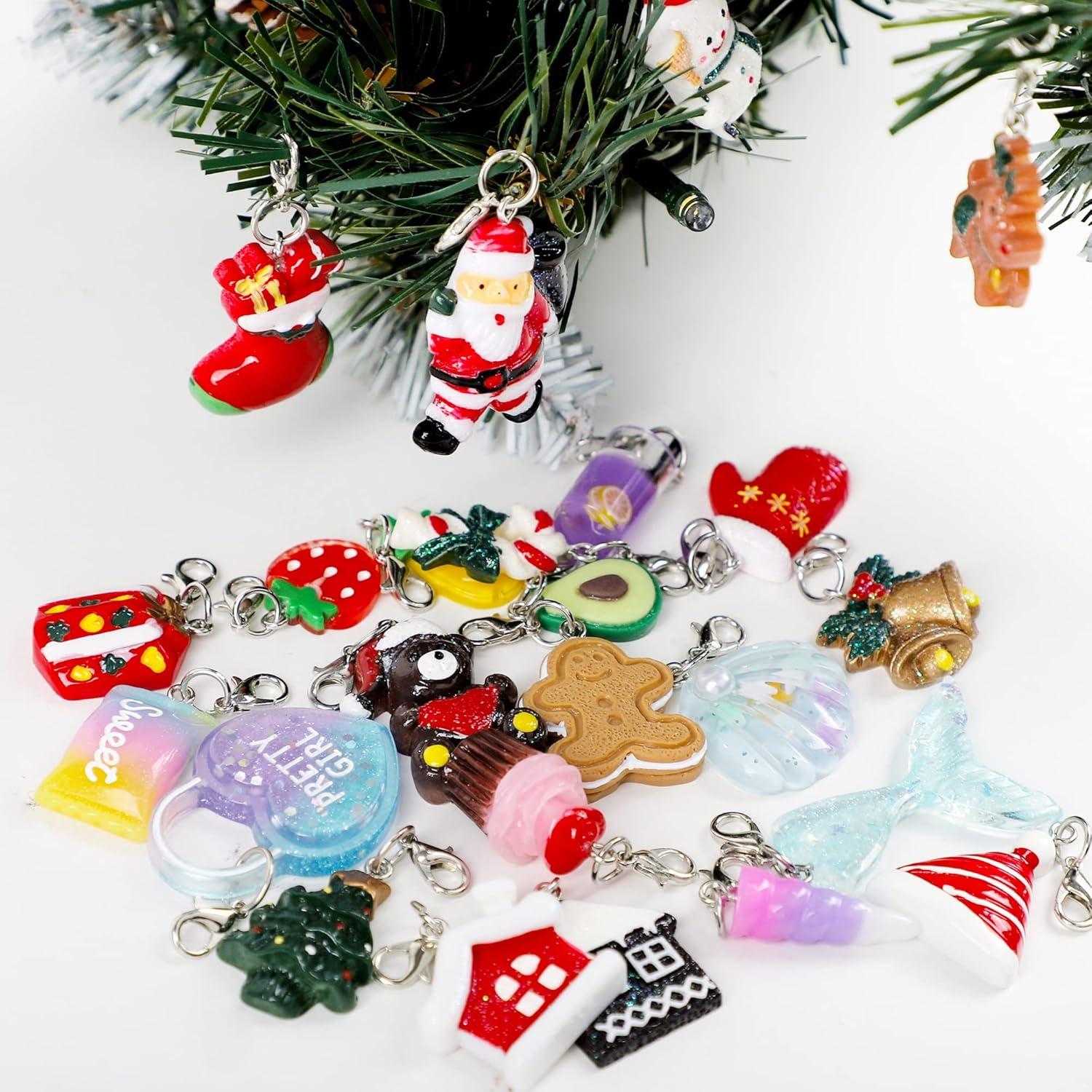 Adventskalender 24 Tage mit 24 Anhängern und 3 Armbändern, Charm-Armband-Bastelset