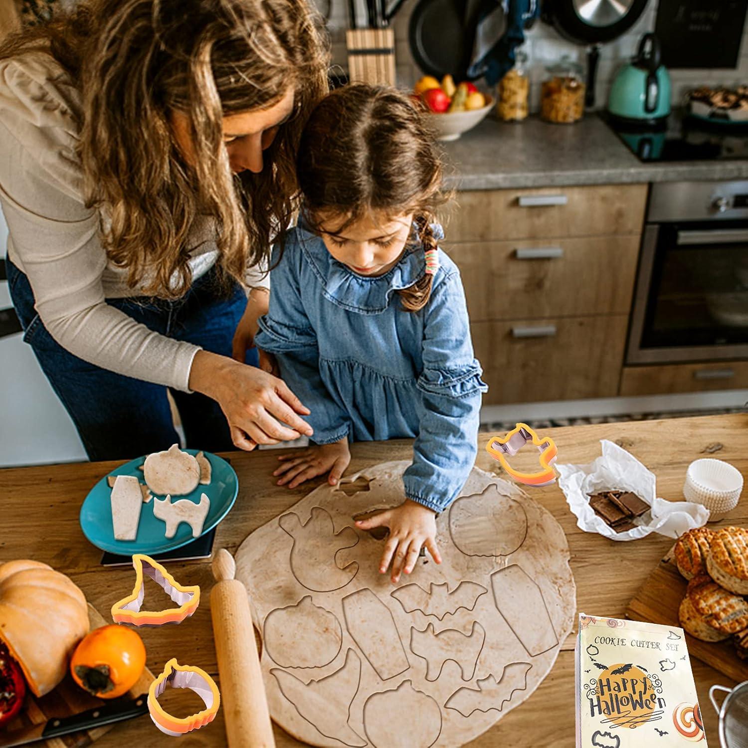 Halloween Ausstechformen Set 10-teilig Kürbis Geist Fledermaus Hexenhut Gemüse Obst Edelstahl Kinder