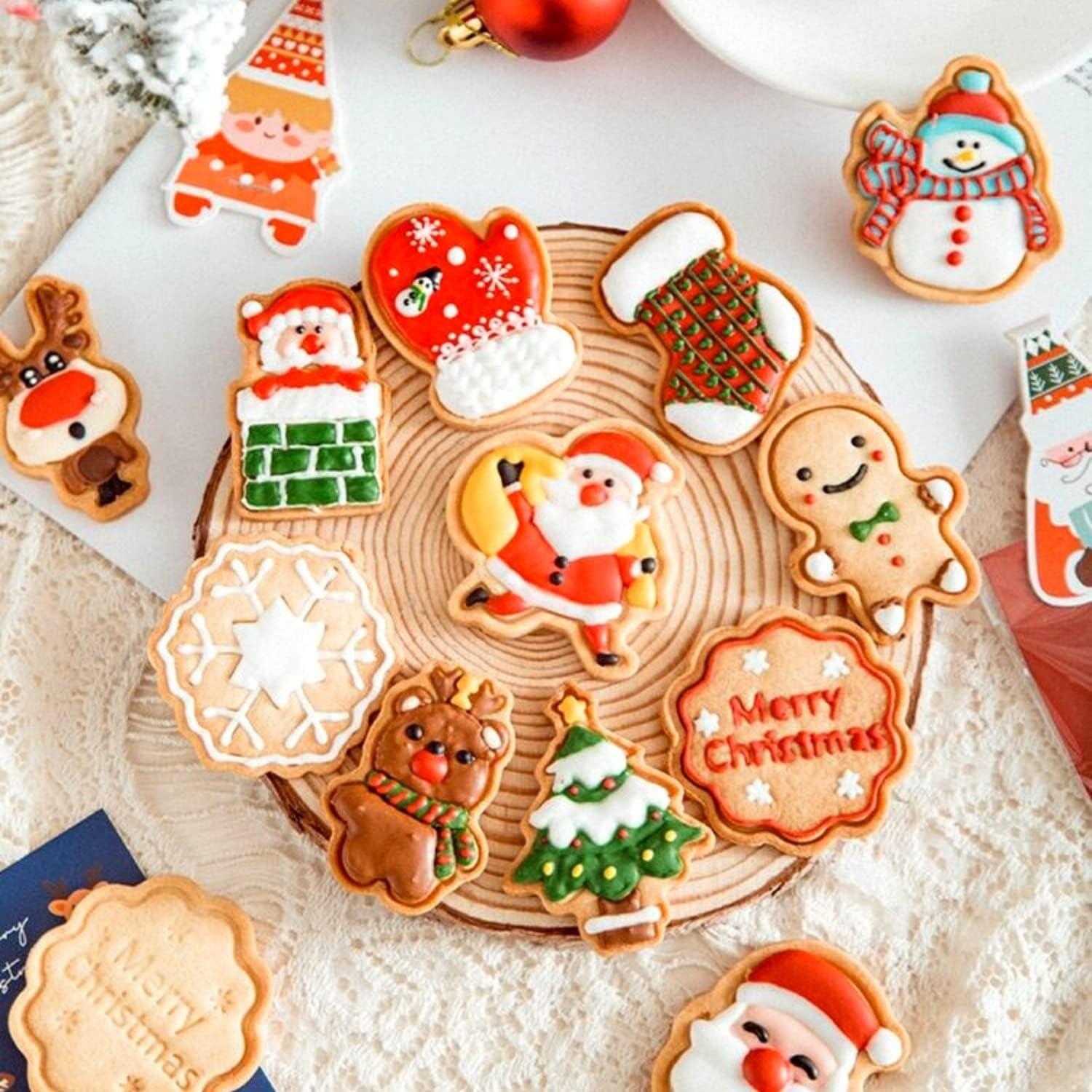 Weihnachts-Ausstechformen Set Kunststoff Lebkuchenmann Schneeflocke Schneemann