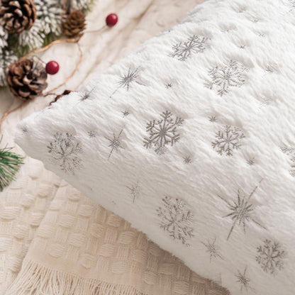 Kissenbezüge Weihnachten 2er Set Flauschig Schneeflocken 45x45 cm Weiß