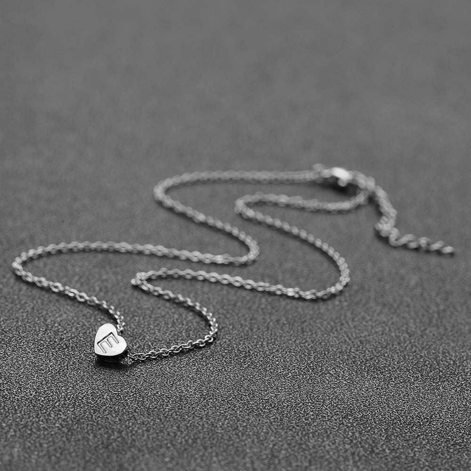 Silber Damen Halskette mit Buchstabenherz Anhänger Initialschmuck