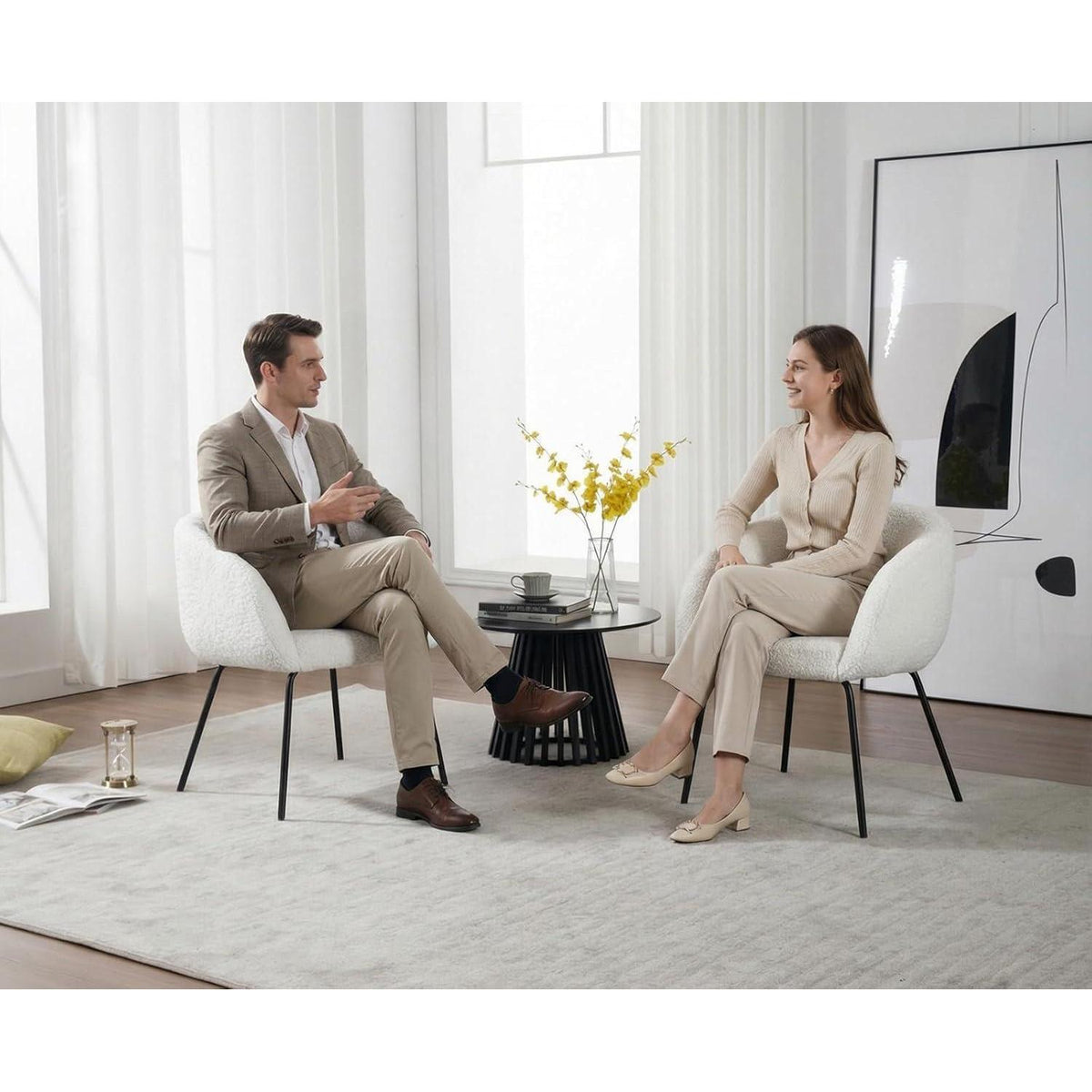 Moderner Loungesessel mit Kunstfell & Metallbeinen - Weiß