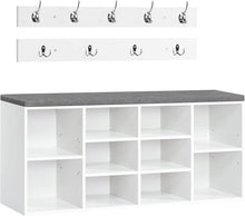 Kompakte Garderobe mit Schuhregal und Sitzbank