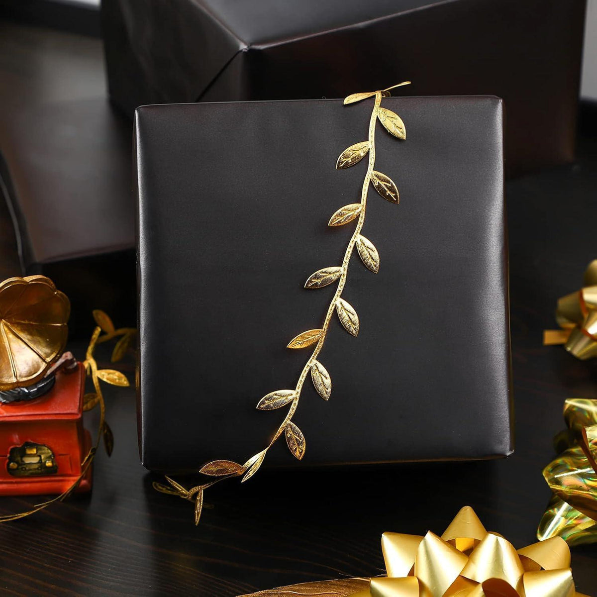 Geschenkpapier Schwarz Metallic Matt 44cm x 10m für alle Anlässe