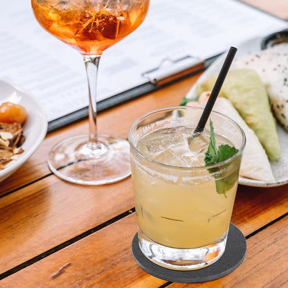 16er Set runde Getränkeuntersetzer 10cm, Schwarze Marmoruntersetzer