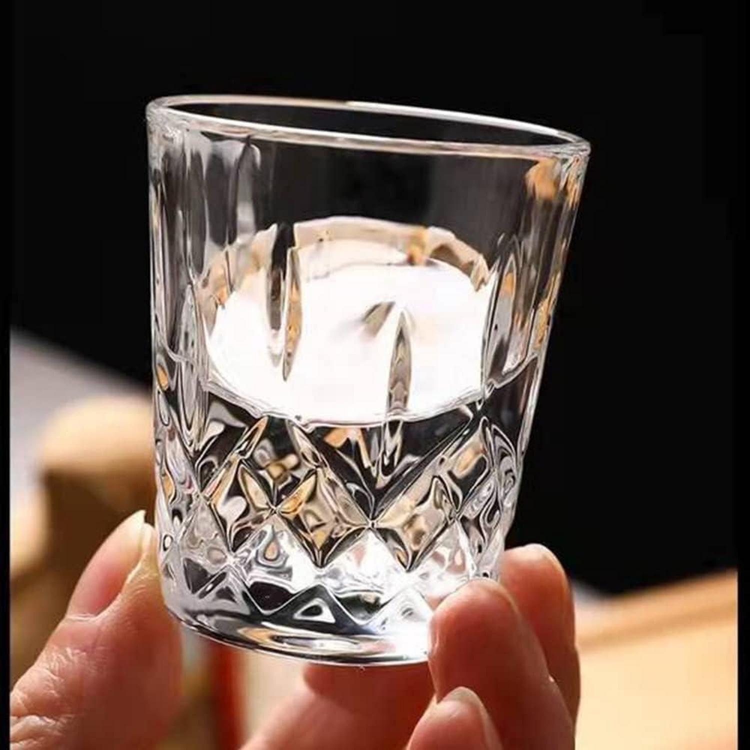 Schnapsgläser 5cl, bleifreies Glas, klar, schwerer Boden - 8er Set
